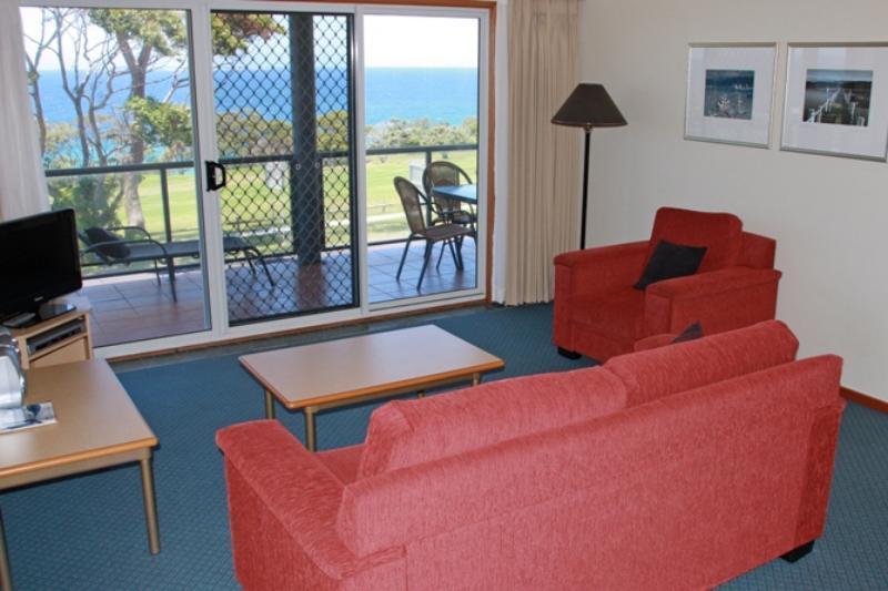 Amooran Oceanside Apartments And Motel Narooma Exterior foto